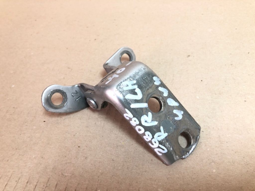 68780-02050 | Петля двері нижня задн. лів. TOYOTA CAMRY 40 06-11 - Фото 3