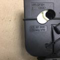 4F5 827 505 D | Замок кришки багажника VOLKSWAGEN JETTA 05-10 - Прев'ю 8