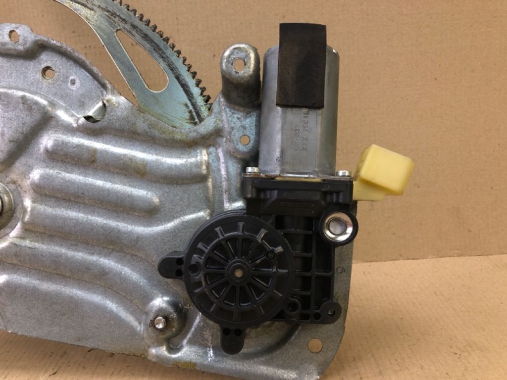 30784579 | Склопідйомник передн. прав. VOLVO S60 00-09 - Фото 4