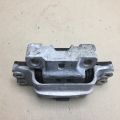 1K0 199 555 CE | Подушка АКПП VOLKSWAGEN JETTA 05-10 - Превью 4