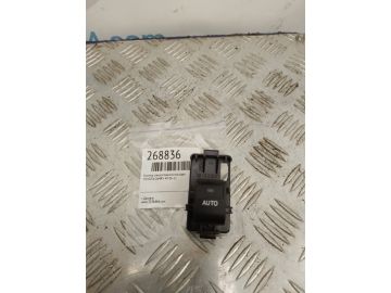 Кнопка склопідіймача задн. TOYOTA CAMRY 40 06-11
