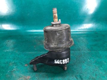 Подушка двигуна лів. TOYOTA CAMRY 55 14-17