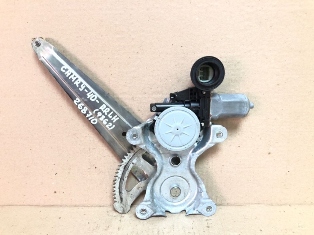 69804-06110 | Стеклоподъемник задн. лев. TOYOTA CAMRY 40 06-11