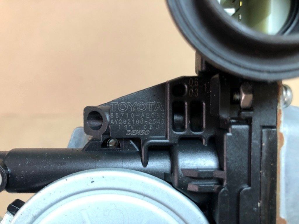 69804-06110 | Стеклоподъемник задн. лев. TOYOTA CAMRY 40 06-11 - Фото 3