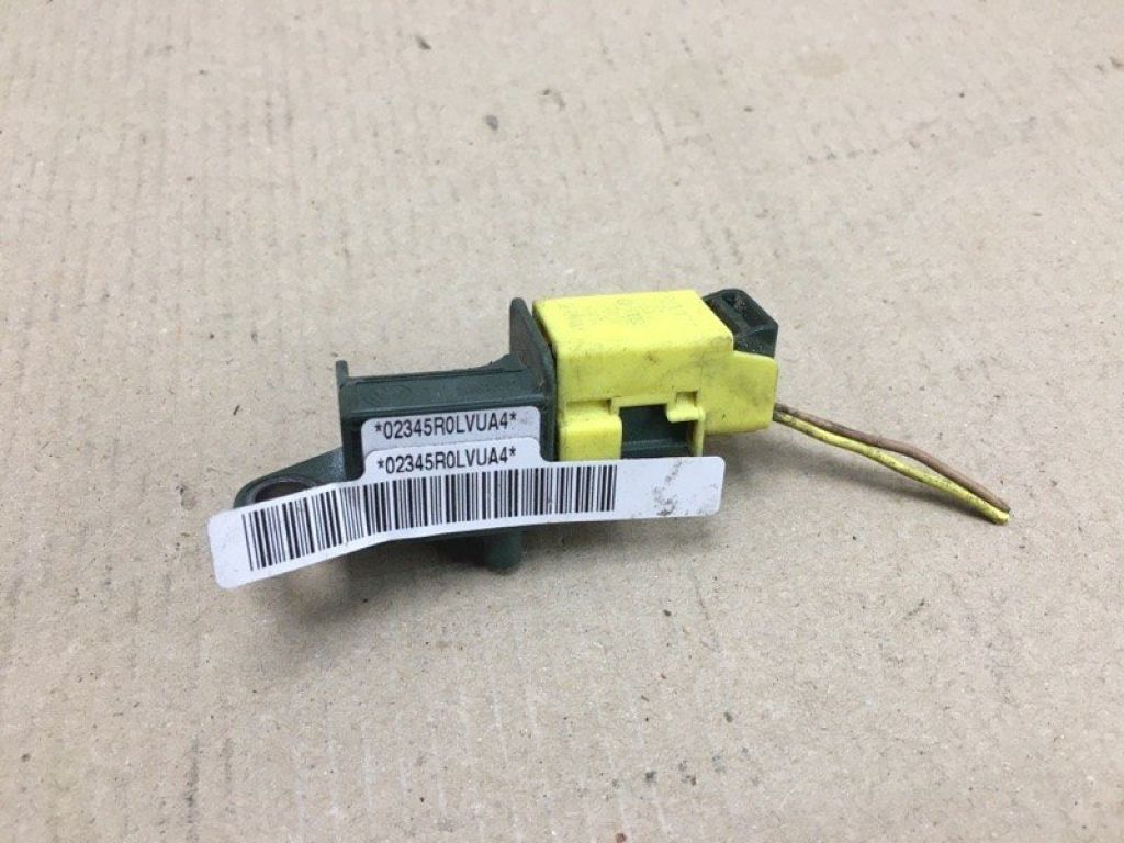 1K0 959 651 A | Датчик удару передн. VOLKSWAGEN JETTA 05-10