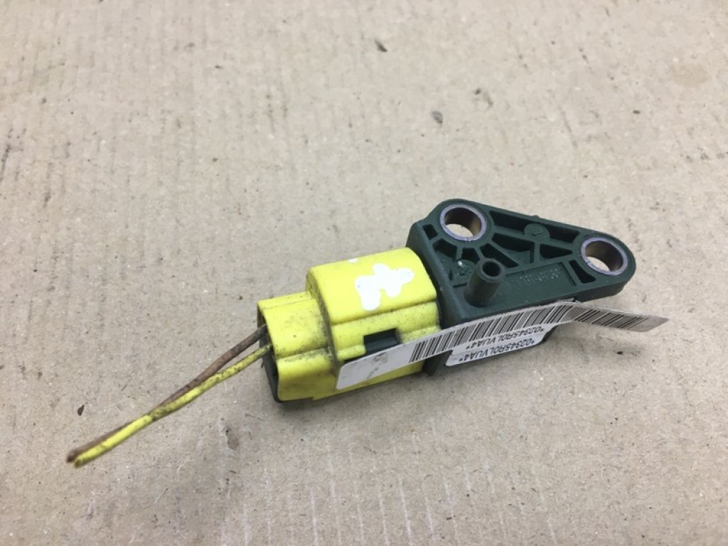 1K0 959 651 A | Датчик удару передн. VOLKSWAGEN JETTA 05-10 - Фото 3