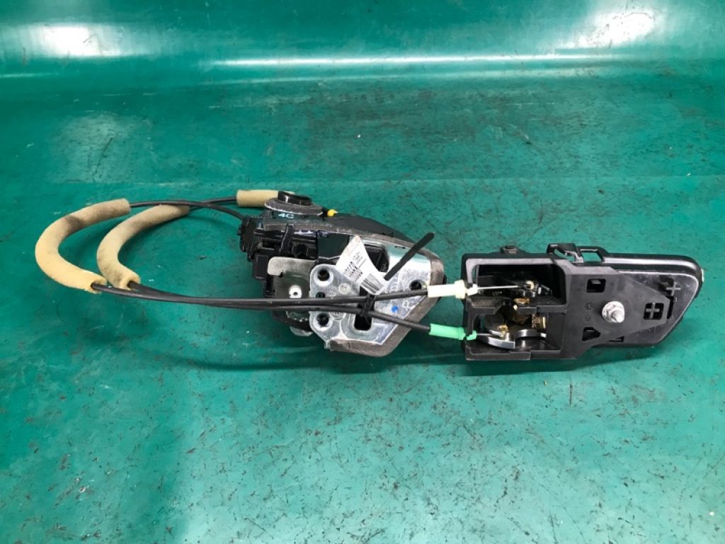 69050-06100 | Замок двері задн. прав. TOYOTA CAMRY 55 14-17 - Фото 2