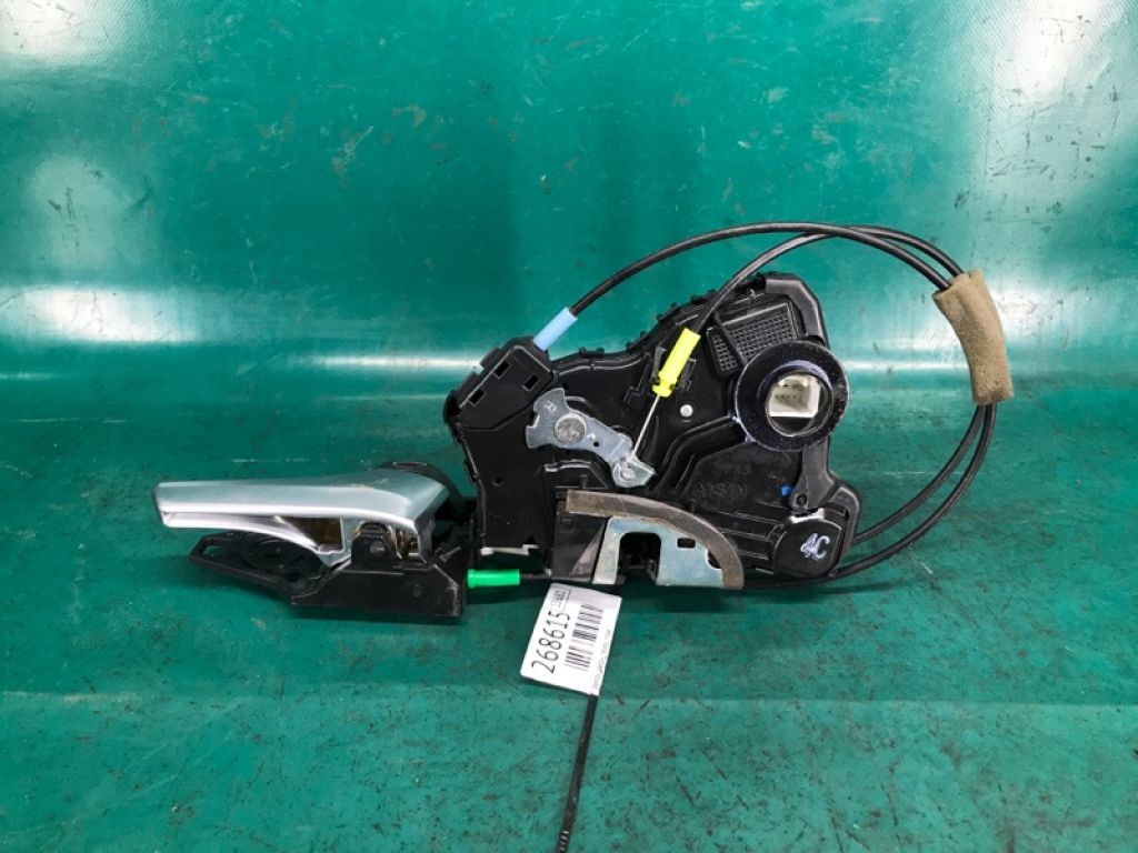 69030-0C050 | Замок двери передн. прав. TOYOTA CAMRY 55 14-17 - Фото 4