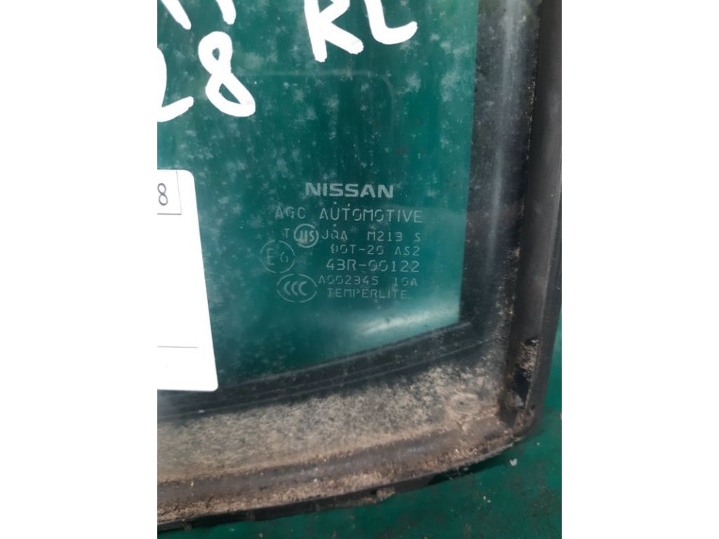 82221-3NA0A | Скло дверей глухе задн. лів. NISSAN LEAF 10-17 - Фото 2