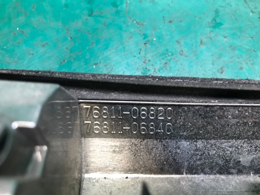 76801-06A70 | Панель підсвічування номера TOYOTA CAMRY 55 14-17 - Фото 5