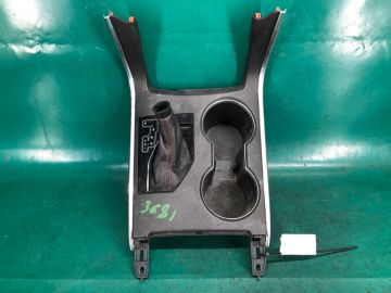 Консоль центральная TOYOTA CAMRY 55 14-17
