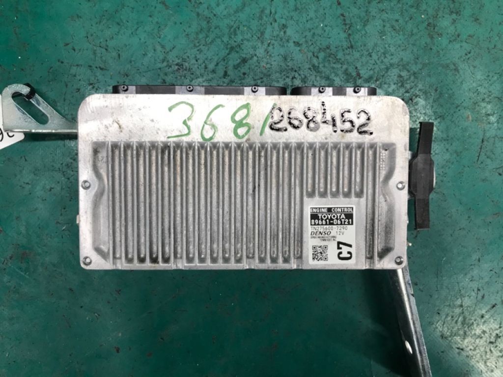 89661-06T21 | Блок управления двигателем TOYOTA CAMRY 55 14-17