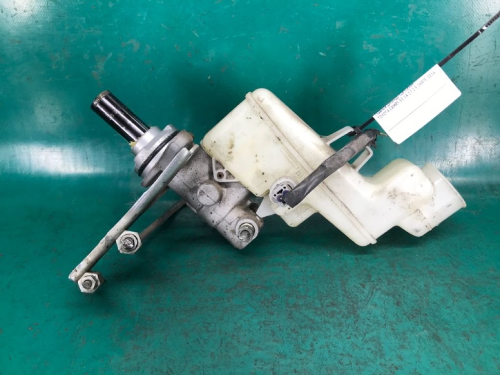 47201-06443 | Головний гальмівний циліндр TOYOTA CAMRY 55 14-17