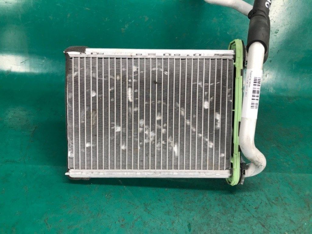 27140-1FC0A | Радіатор пічки NISSAN LEAF 10-17