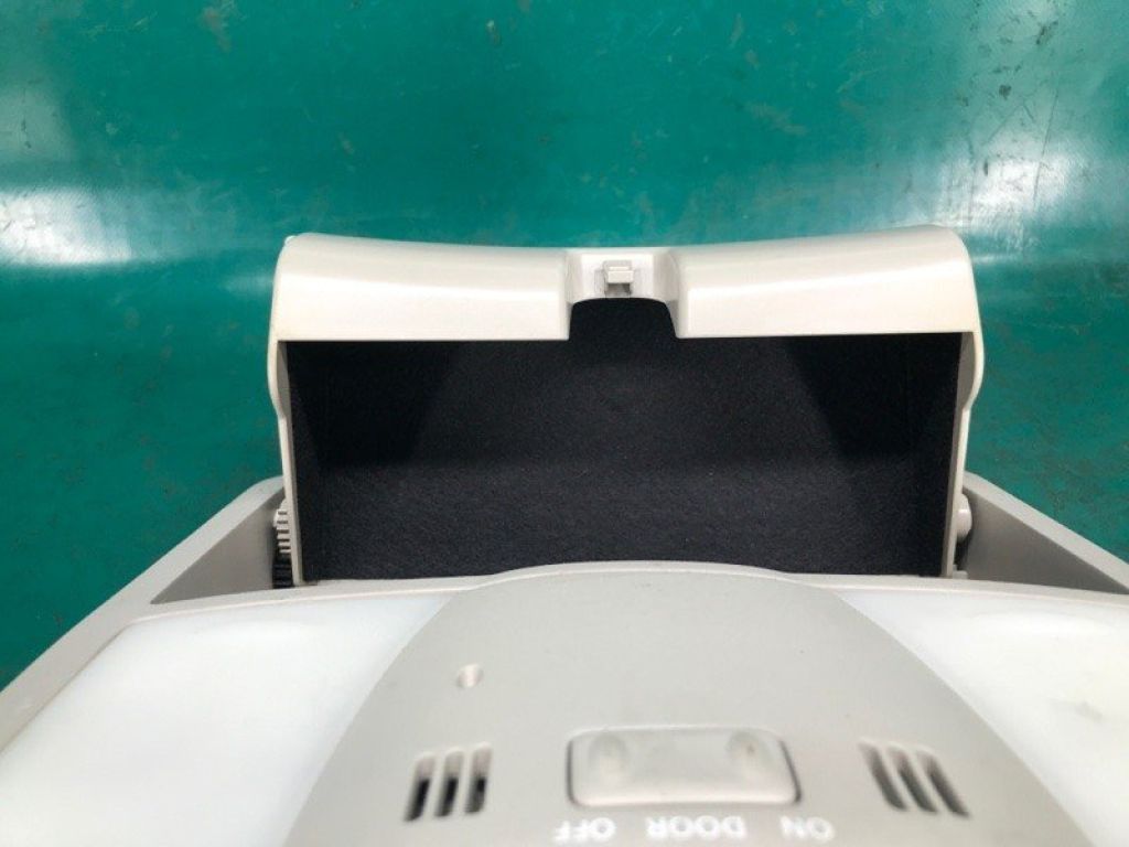 26430-1LA2A | Плафон салона NISSAN LEAF 10-17 - Фото 3