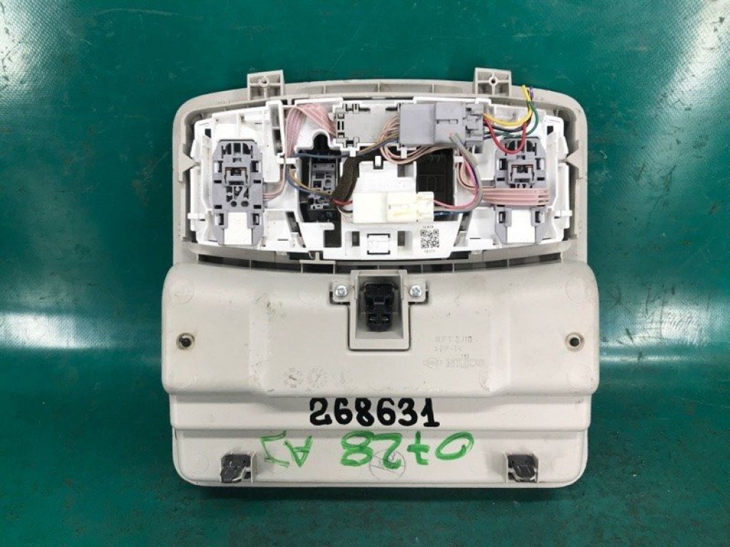 26430-1LA2A | Плафон салона NISSAN LEAF 10-17 - Фото 4