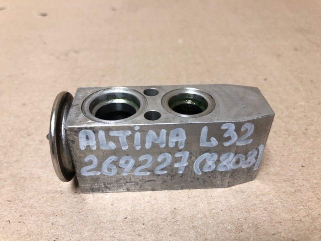 92200-6N205 | Клапан кондиціонера NISSAN ALTIMA L32 07-12
