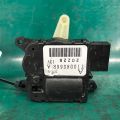 27730-1FC1A | Моторчик заслонки печки NISSAN LEAF 10-17 - Превью 2