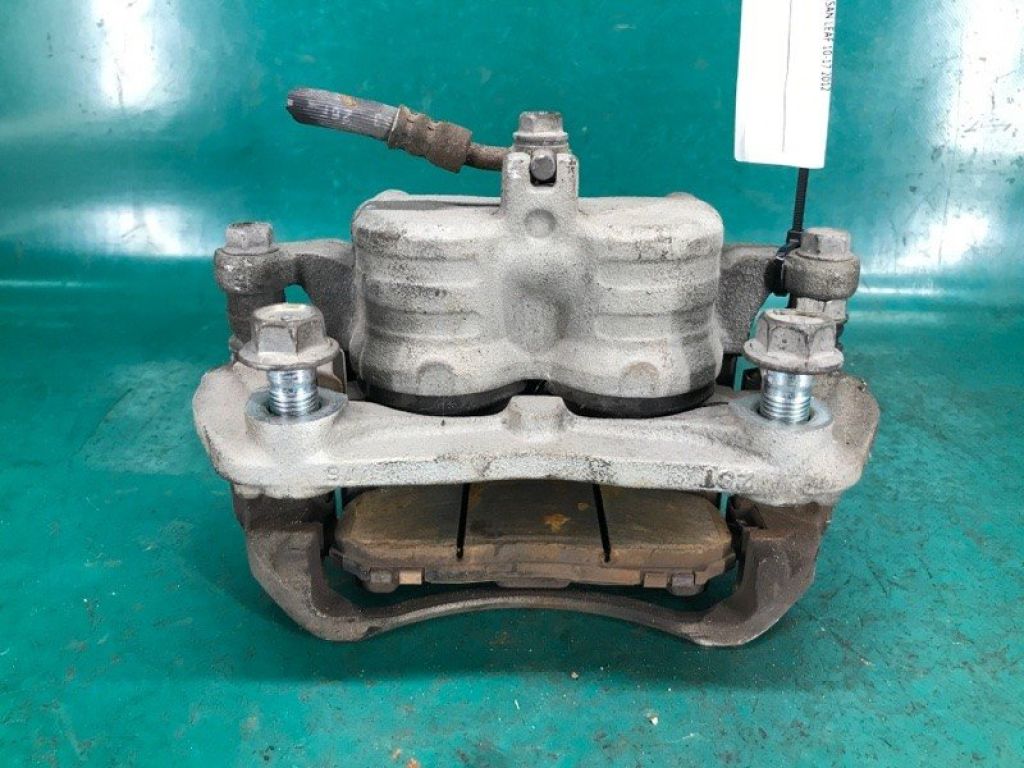 41011-1VA0B | Суппорт тормозной передн. лев. NISSAN LEAF 10-17 - Фото 4