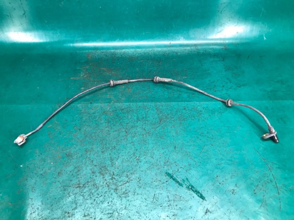 47900-3NA0A | Датчик ABS задн. прав. NISSAN LEAF 10-17