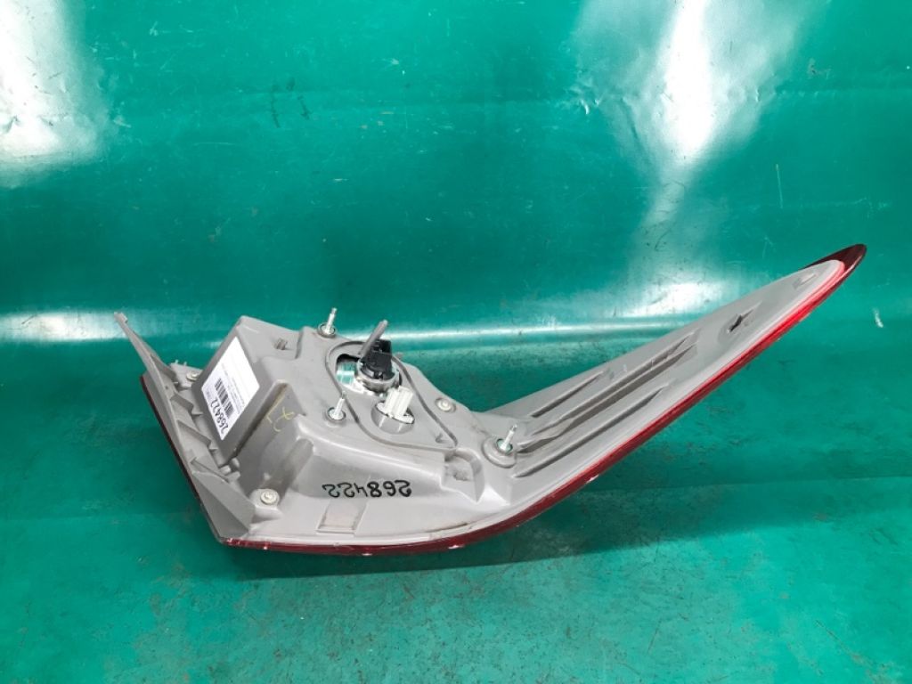 81550-06640 | Ліхтар зовнішній прав. TOYOTA CAMRY 55 14-17 - Фото 9