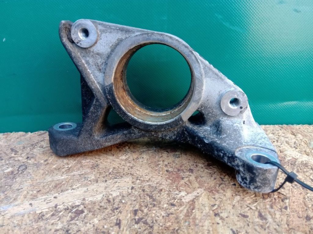 39780-3NA0A | Кронштейн промежуточного вала NISSAN LEAF 10-17 - Фото 4