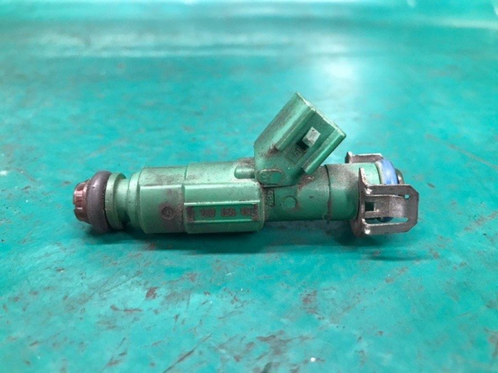 L361-13-250 | Форсунка топливная MAZDA 3 BK 03-08 - Фото 3