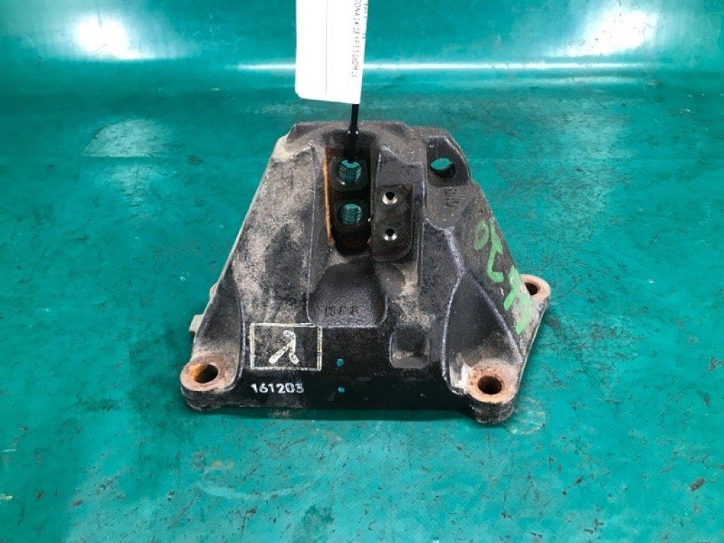 45211-3BBN0 | Кронштейн КПП лів. KIA SEDONA 14-18