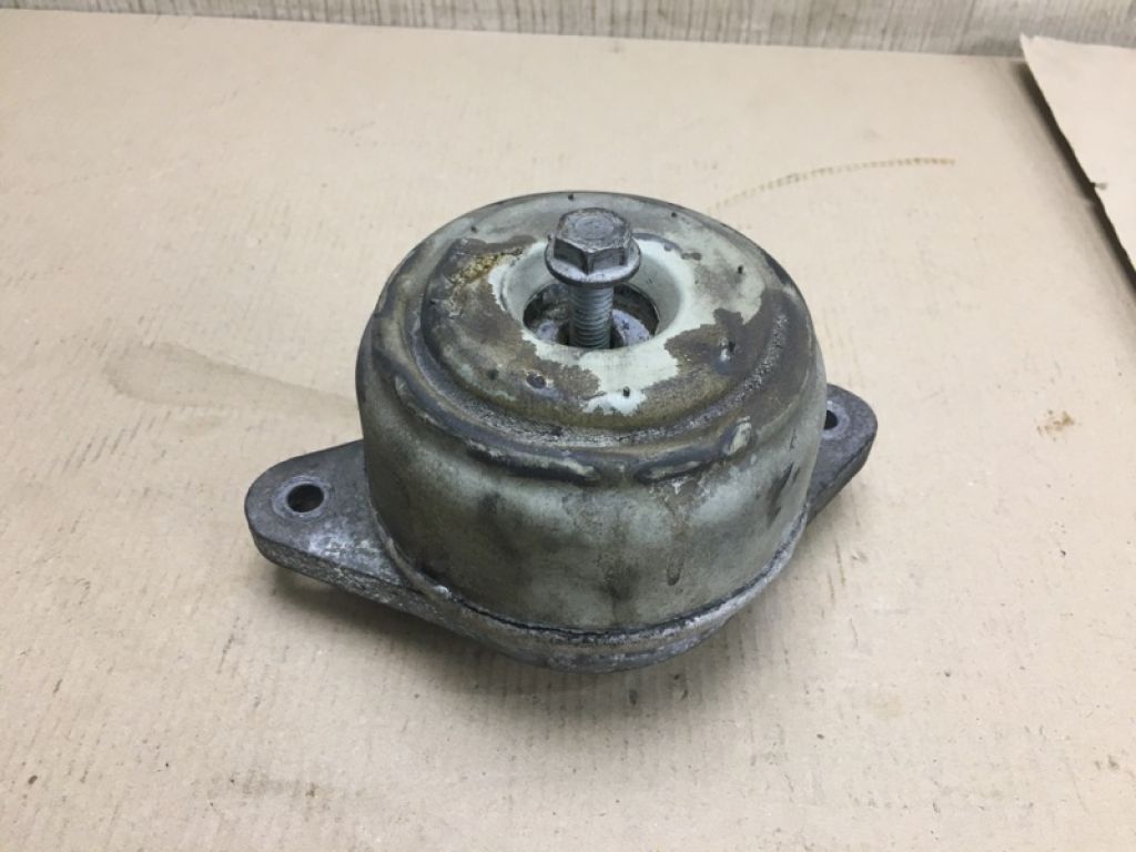 A 221 240 08 17 | Подушка двигателя прав. MERCEDES S-CLASS W221 06-13