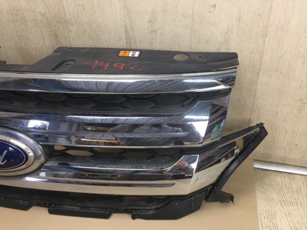 BT4Z-8200-ECP | Решетка радиатора FORD EDGE 06-14 - Фото 4