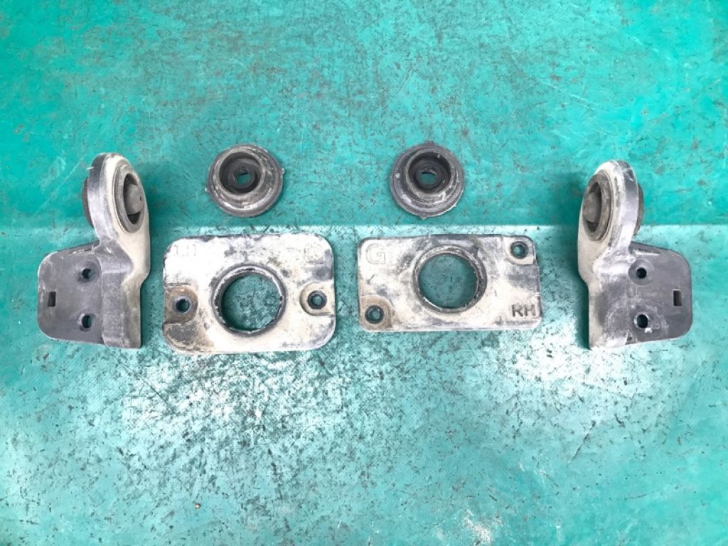 25332-A9000 | Кріплення радіатора KIA SEDONA 14-18