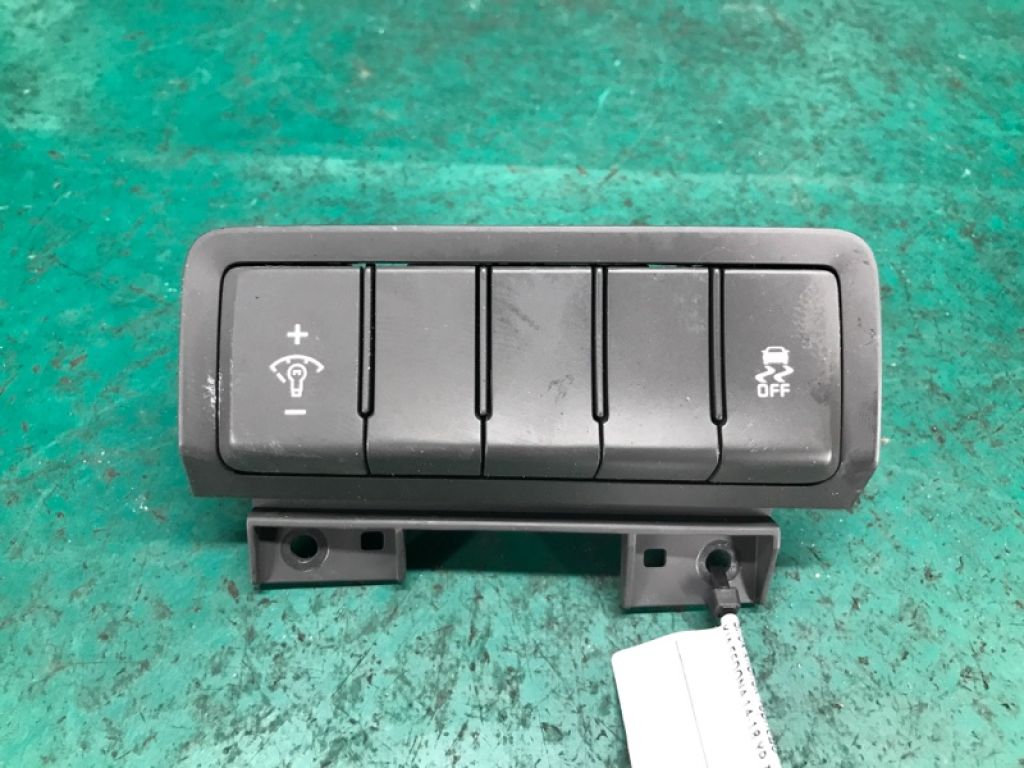 93700-A9010CQA | Блок кнопок торпедо KIA SEDONA 14-18