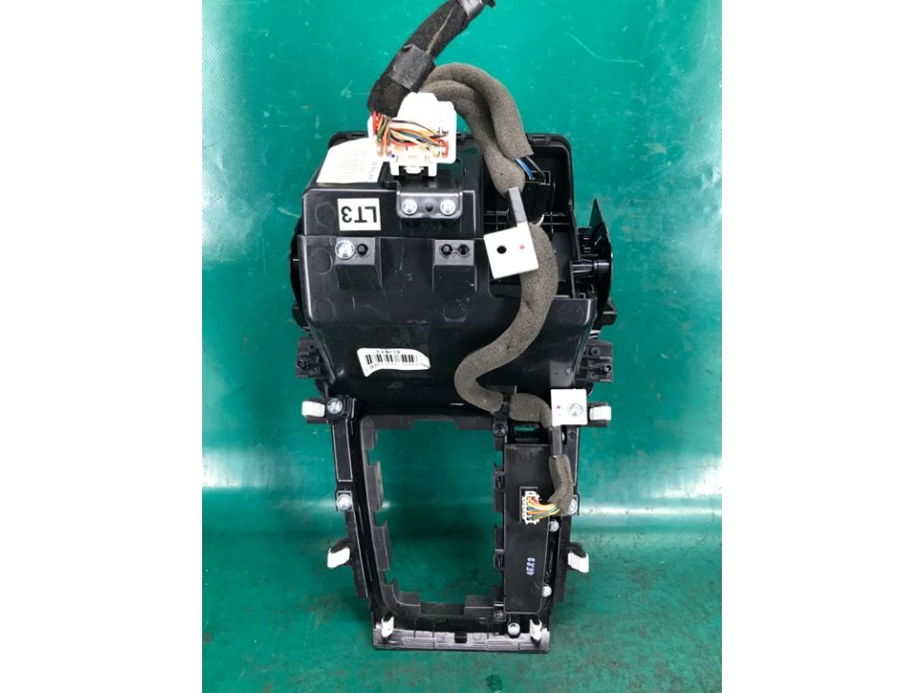 84650-3XDF0SA5 | Консоль центральна HYUNDAI ELANTRA MD 10-15 - Фото 5