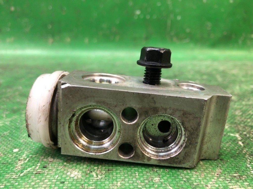 97626-A7000 | Клапан кондиционера HYUNDAI ELANTRA MD 10-15