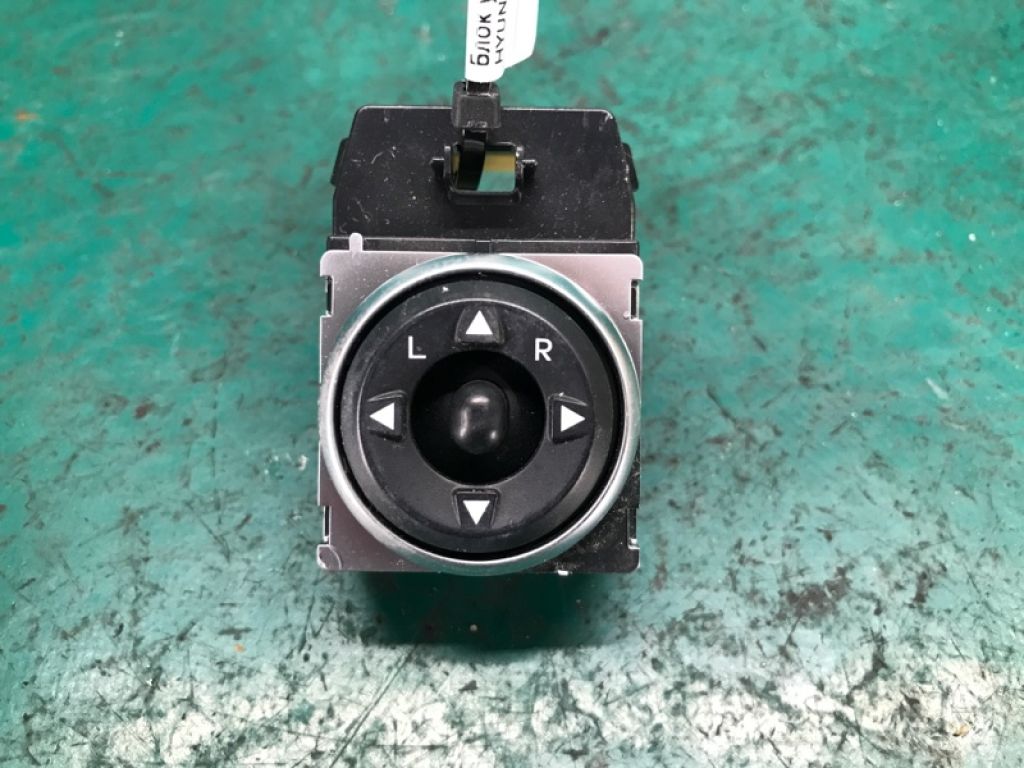 93573-3X012RY | Блок управления зеркалами HYUNDAI ELANTRA MD 10-15