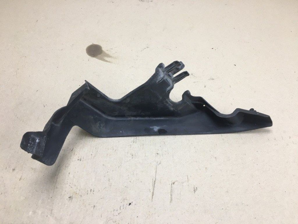 53291-06010 | Дефлектор радіатора прав. TOYOTA CAMRY 30 02-06 - Фото 2