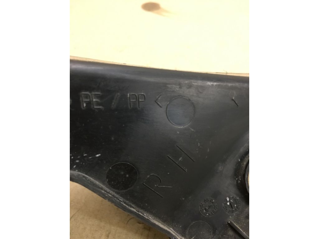 53291-06010 | Дефлектор радіатора прав. TOYOTA CAMRY 30 02-06 - Фото 7