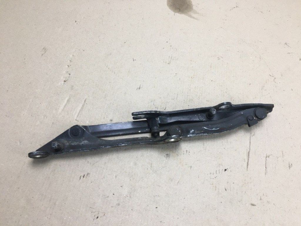 64520-50030 | Петля крышки багажника лев. LEXUS LS430 00-06 - Фото 5