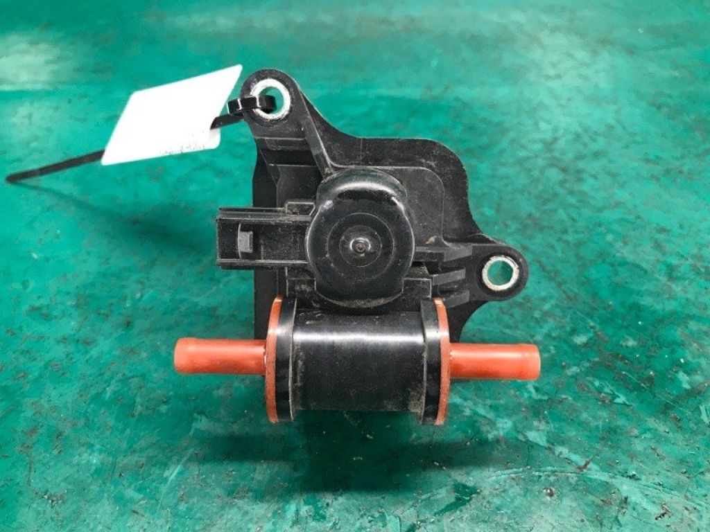 36162-5AY-H01 | Клапан абсорберу ACURA RDX 19-