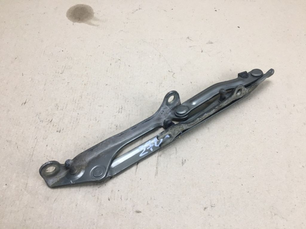 64510-50030 | Петля крышки багажника прав. LEXUS LS430 00-06 - Фото 4