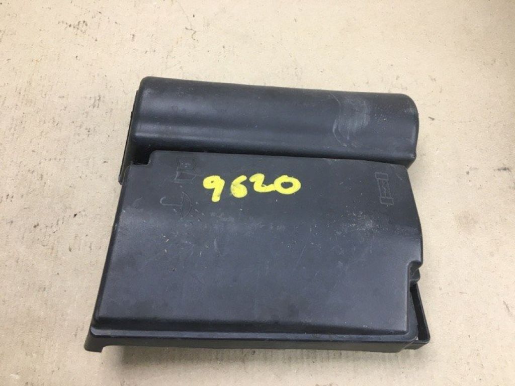 5C0 937 132 A | Кришка блоку запобіжників VOLKSWAGEN JETTA USA 10-17