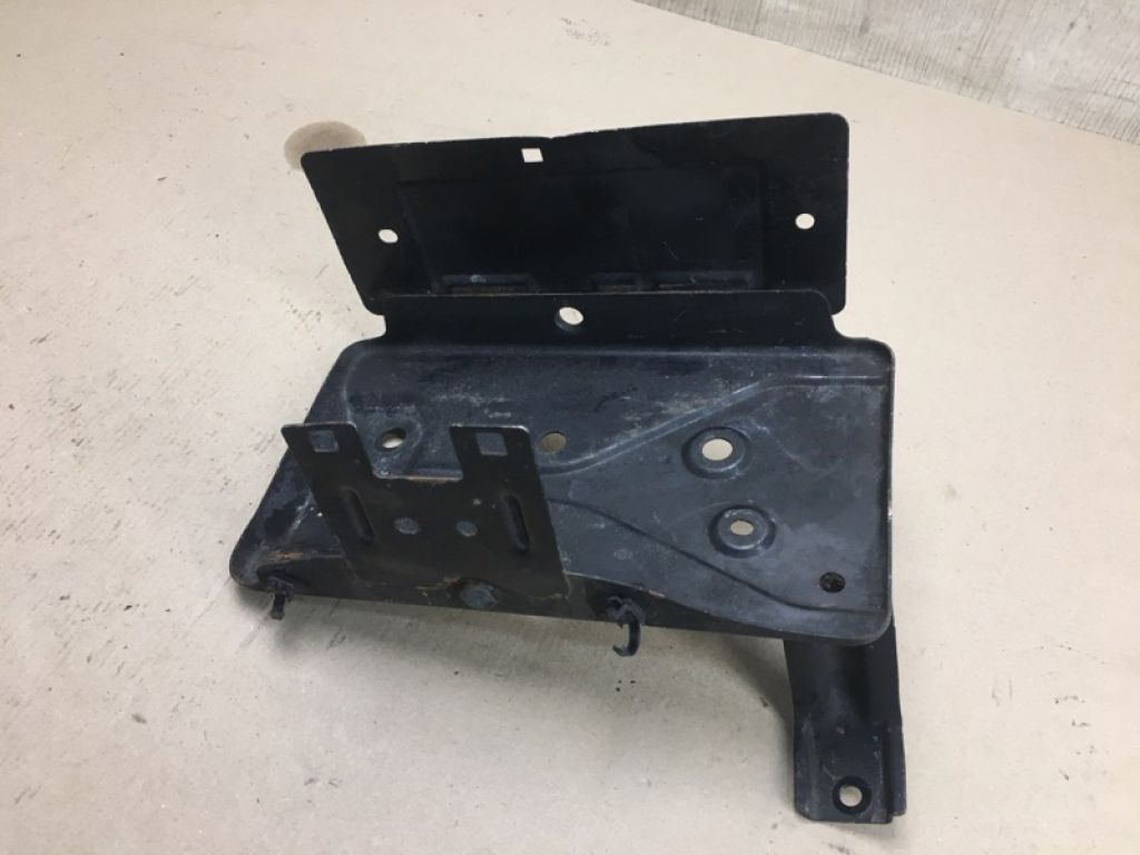 64860-3NA0A | Полка аккумулятора NISSAN LEAF 10-17 - Фото 2