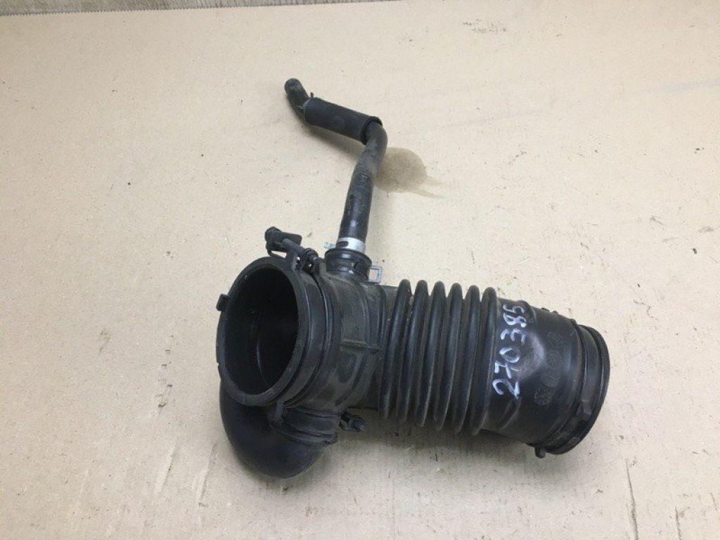 28140-3X520 | Патрубок воздушного фильтра HYUNDAI ELANTRA MD 10-15