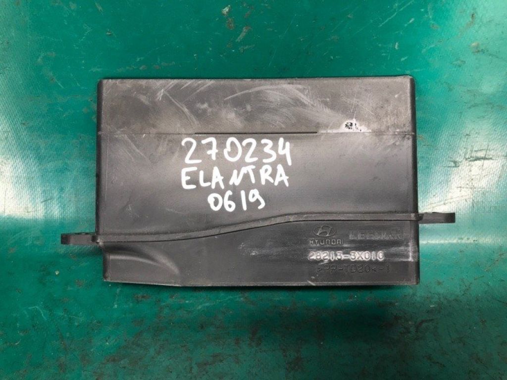 28213-3X010 | Повітрозабірник HYUNDAI ELANTRA MD 10-15