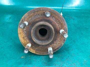 Ступица передн. прав. DODGE DURANGO 11- (WD)