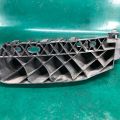 68227825AA | Кронштейн крепления фары лев. DODGE DURANGO 11- (WD)