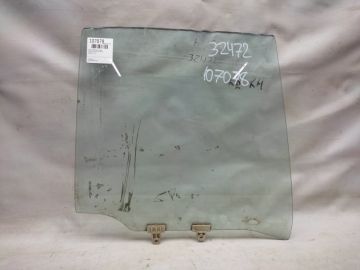 Скло дверей задн. прав. NISSAN SUNNY N14 90-96