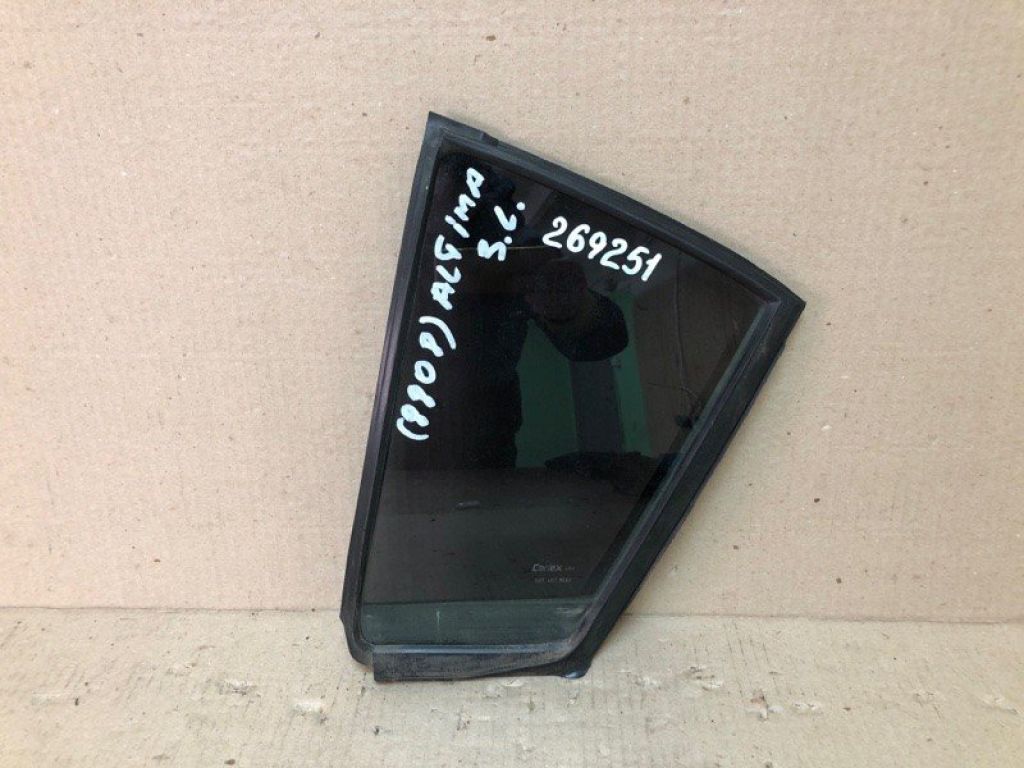 82263-JA00A | Стекло двери глухое задн. лев. NISSAN ALTIMA L32 07-12