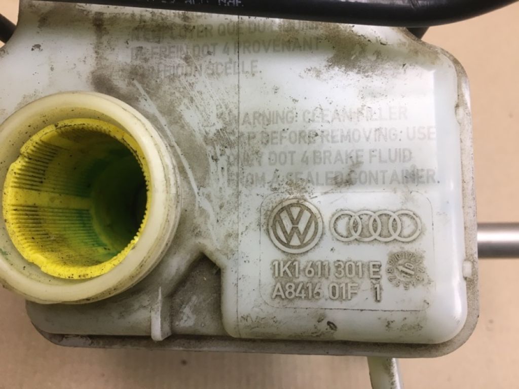 1K1 614 019 M | Головний гальмівний циліндр VOLKSWAGEN JETTA USA 10-17 - Фото 6