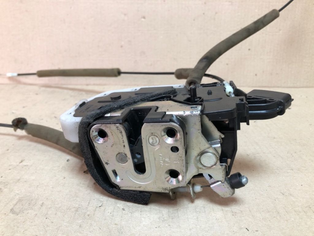 82501-ZX60A | Замок двері задн. лів. NISSAN ALTIMA L32 07-12 - Фото 2